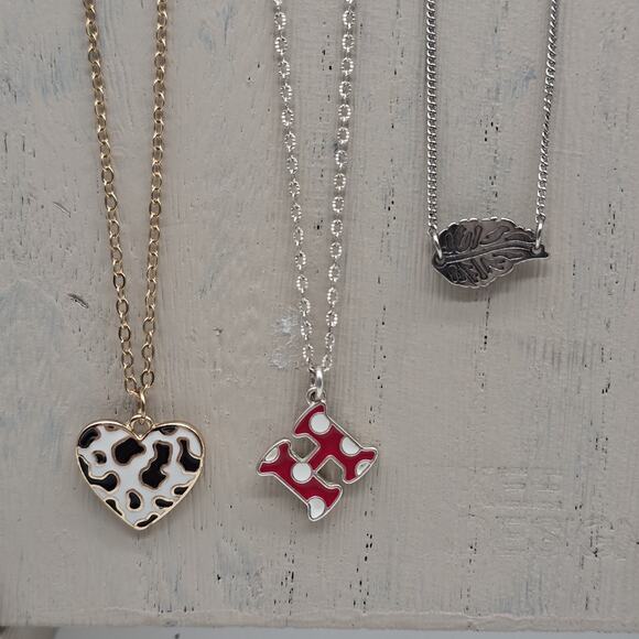 Lot of 7 Random Pick Fashion Chain Necklaces Silver Gold Tone - Picture 4 of 7